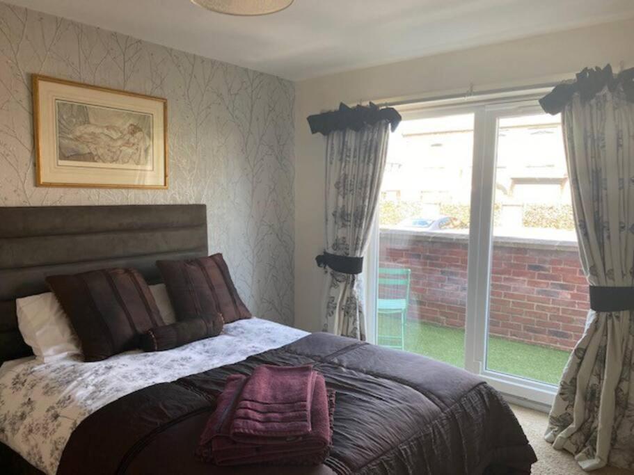 Spacious 2 Bedroom Apartment 克利索普斯 外观 照片